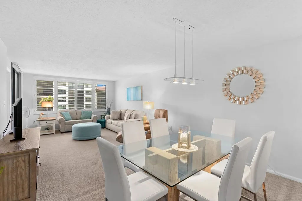 979 E Gulf Drive Sanibel FL 33957