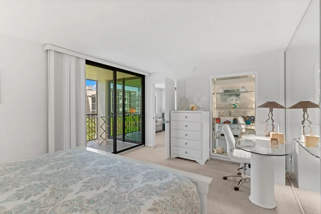 979 E Gulf Drive Sanibel FL 33957