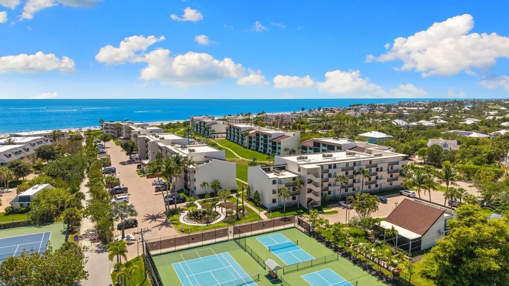 979 E Gulf Drive Sanibel FL 33957