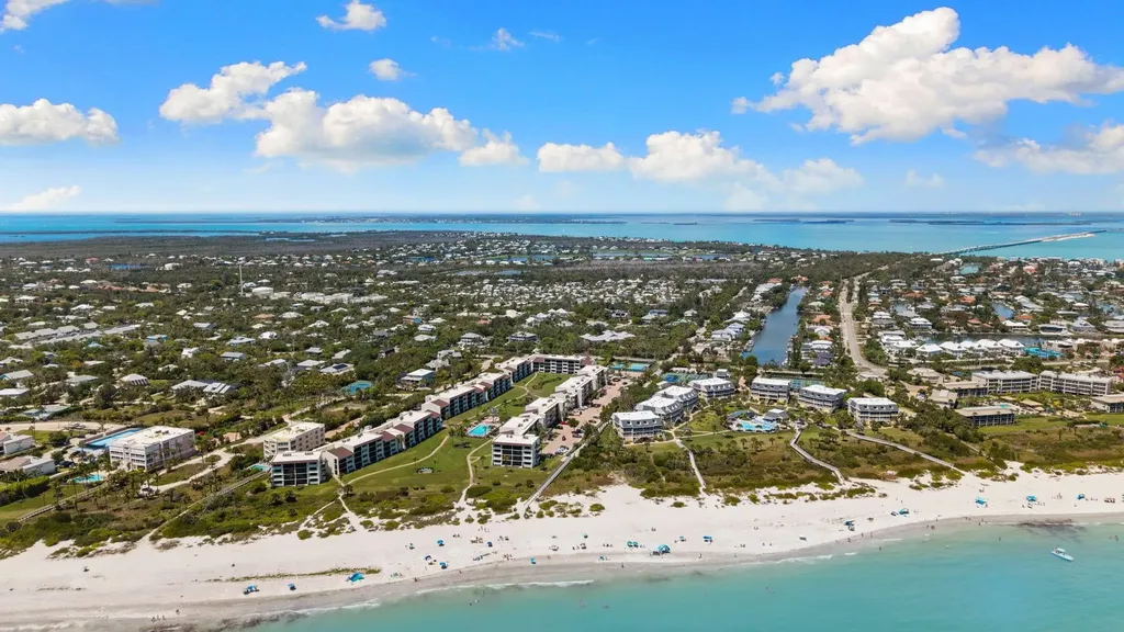 979 E Gulf Drive Sanibel FL 33957