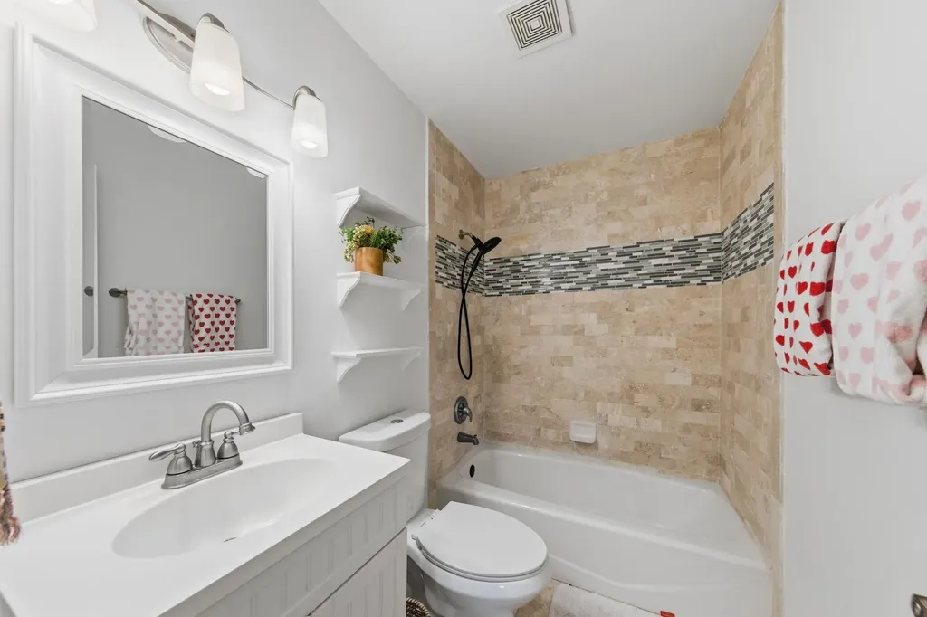 9248 Kincaid Court Sanibel FL 33957