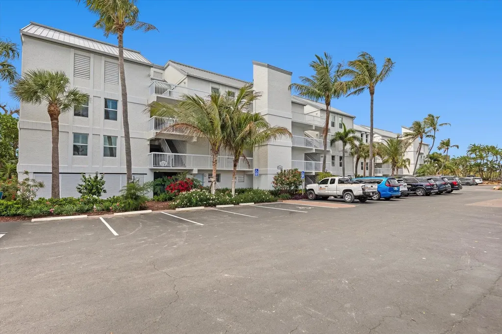 2323 Beach Villas Captiva FL 33924