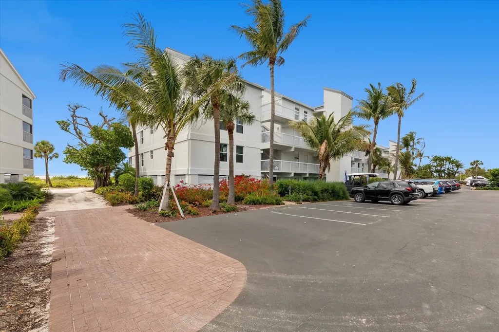 2323 Beach Villas Captiva FL 33924