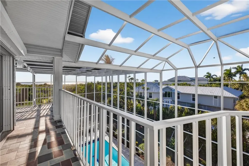 5105 Joewood Drive Sanibel FL 33957