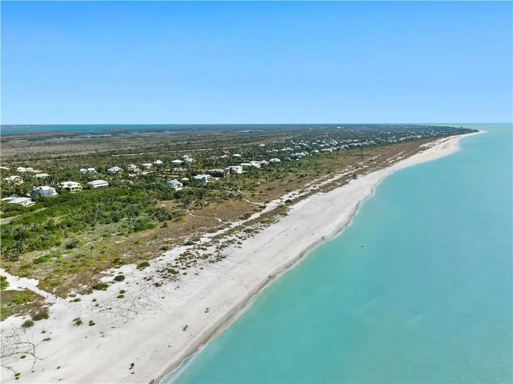 5105 Joewood Drive Sanibel FL 33957