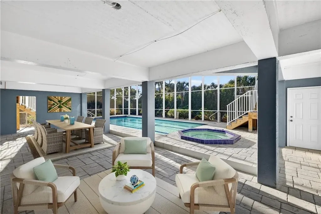 5105 Joewood Drive Sanibel FL 33957