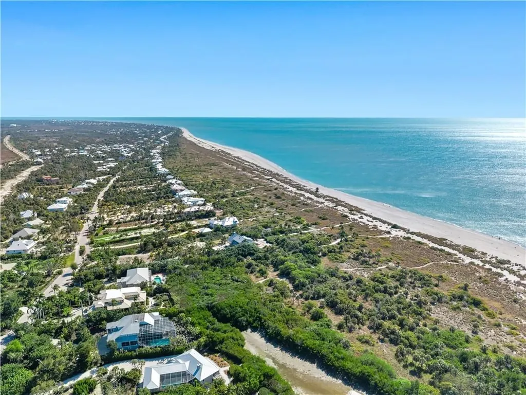 5105 Joewood Drive Sanibel FL 33957