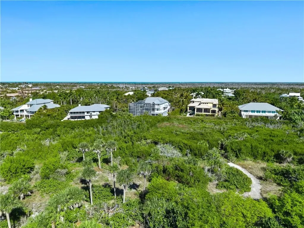 5105 Joewood Drive Sanibel FL 33957