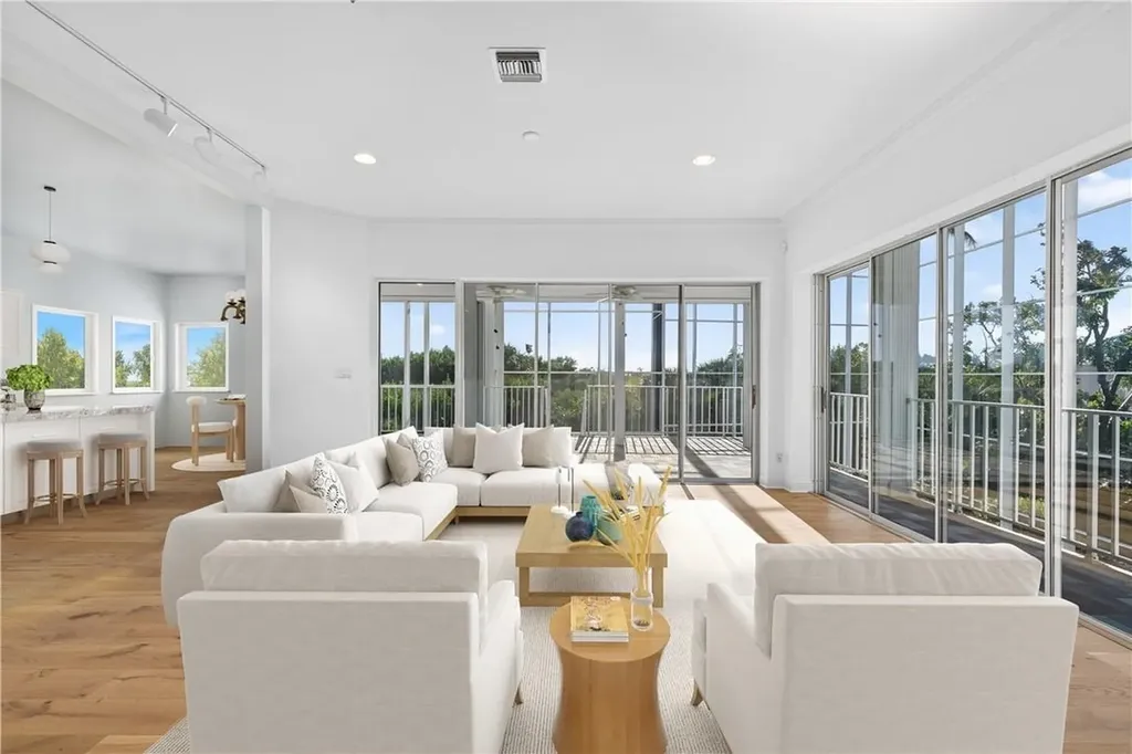 5105 Joewood Drive Sanibel FL 33957