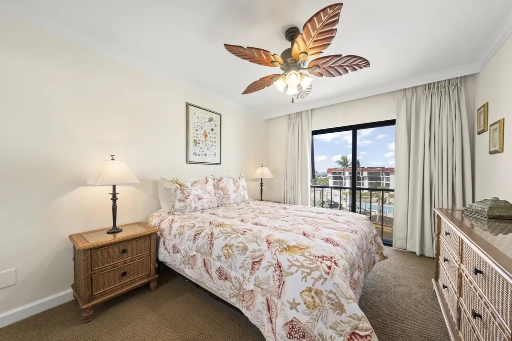 2445 W Gulf Drive Sanibel FL 33957