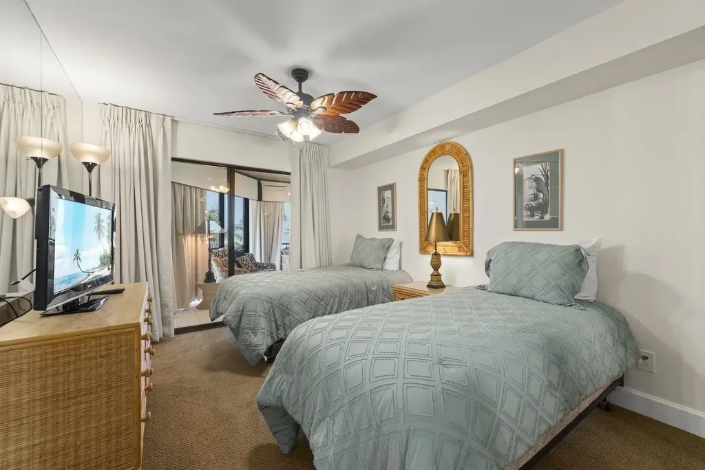 2445 W Gulf Drive Sanibel FL 33957