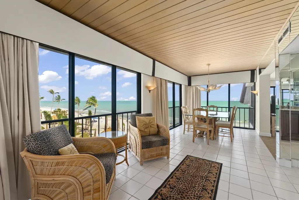 2445 W Gulf Drive Sanibel FL 33957