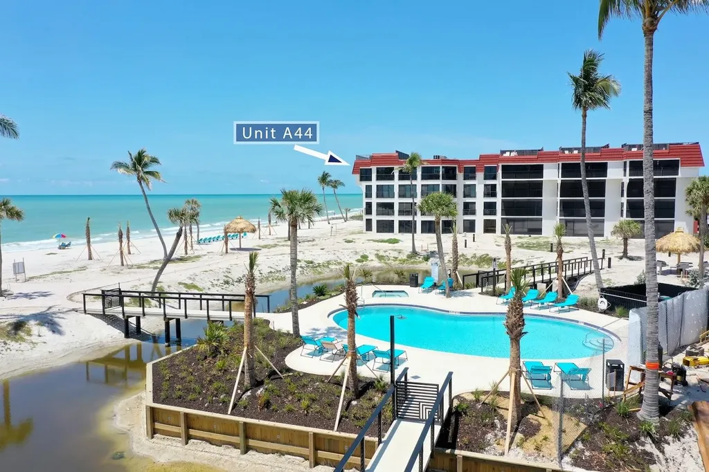 2445 W Gulf Drive Sanibel FL 33957