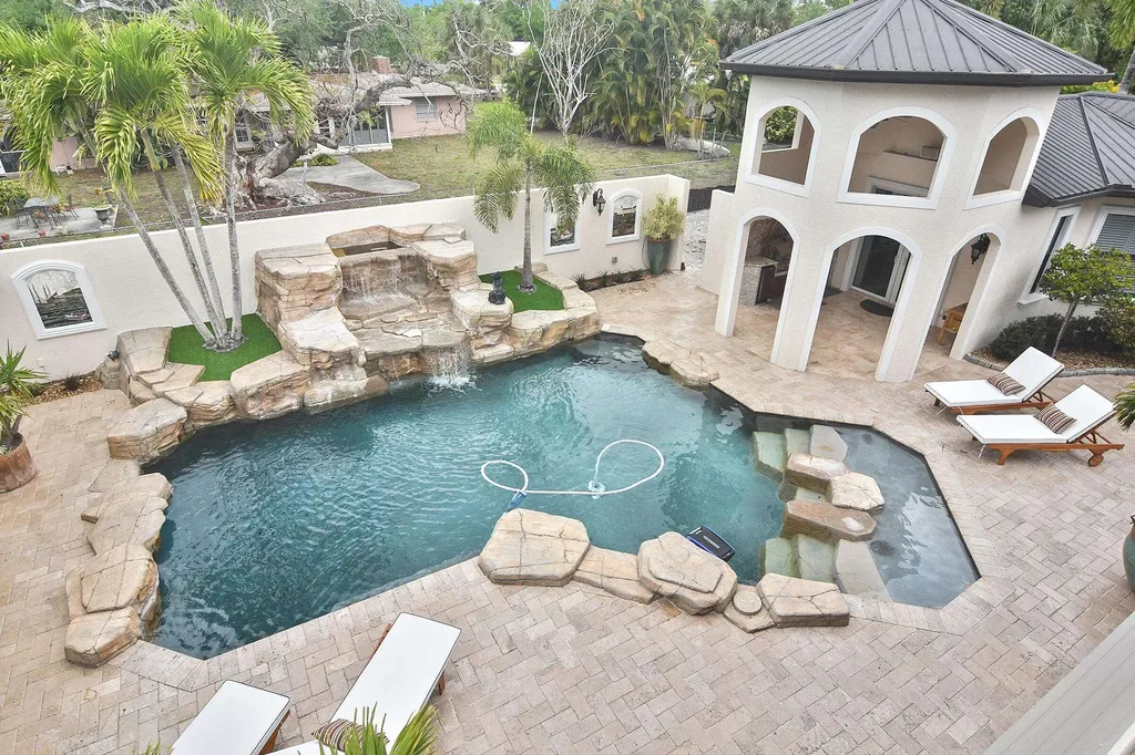 1229 Plumosa Drive Fort Myers FL 33901