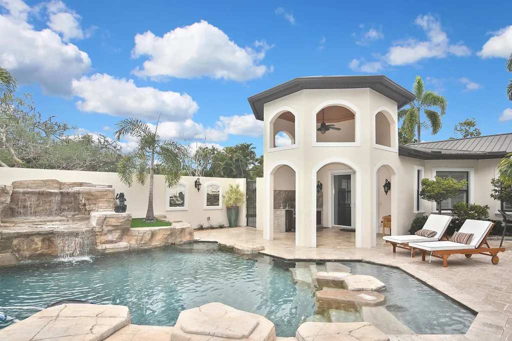 1229 Plumosa Drive Fort Myers FL 33901