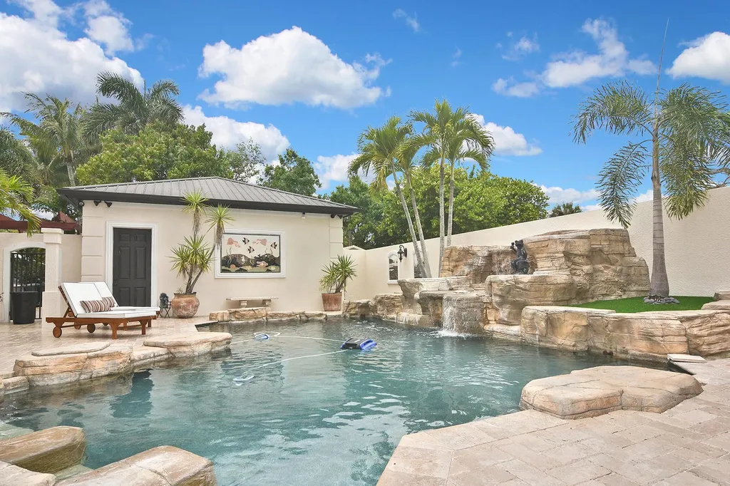 1229 Plumosa Drive Fort Myers FL 33901