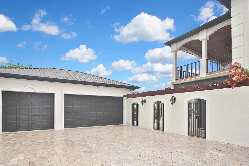1229 Plumosa Drive Fort Myers FL 33901