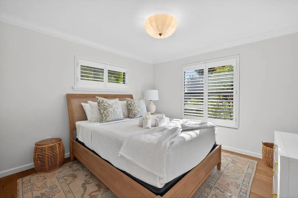 1304 Par View Drive Sanibel FL 33957