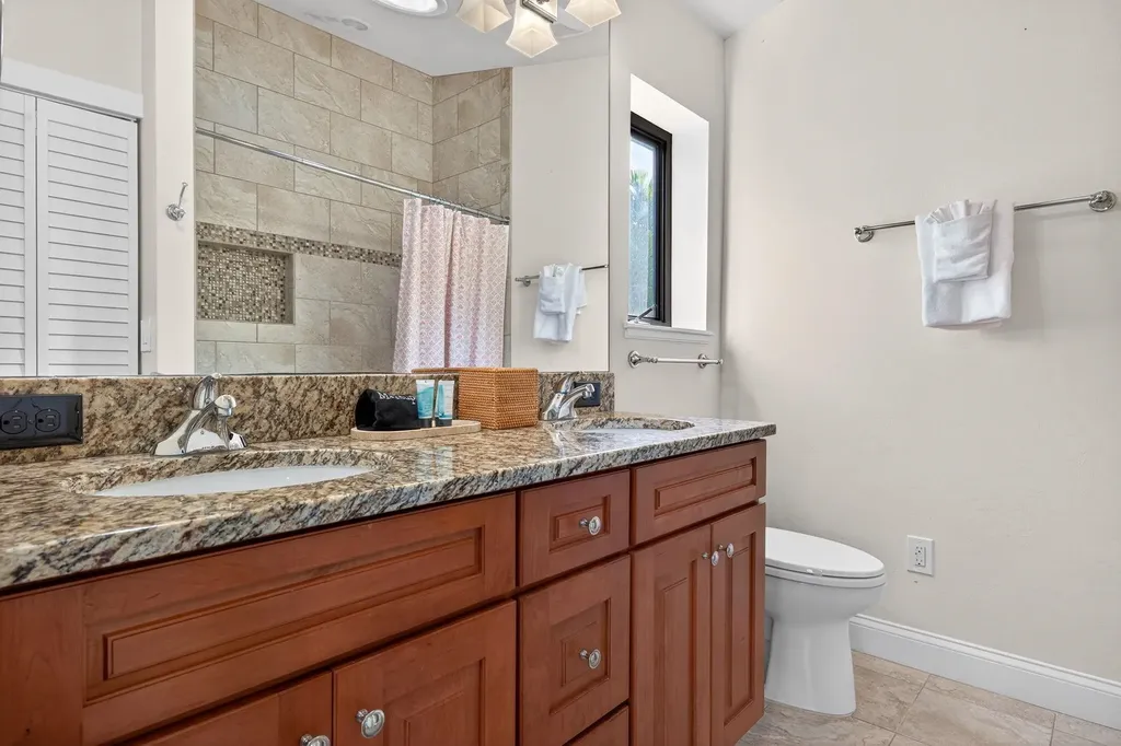 1304 Par View Drive Sanibel FL 33957