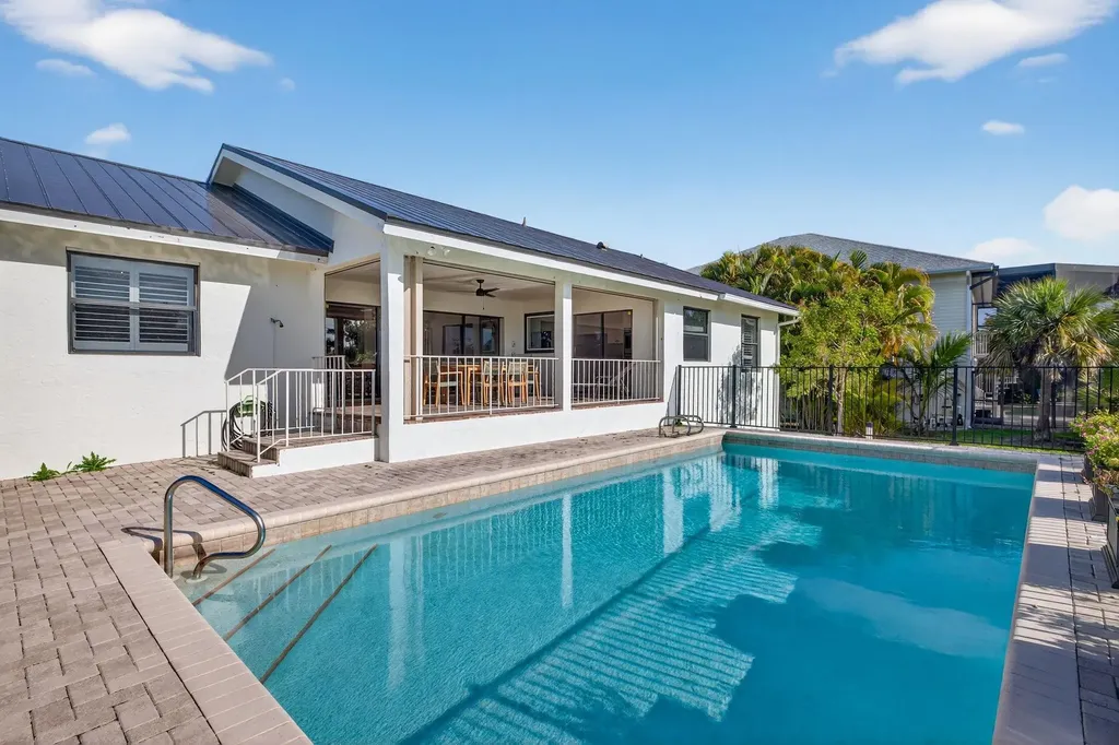 1304 Par View Drive Sanibel FL 33957