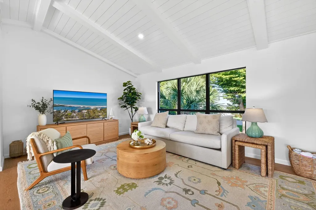 1304 Par View Drive Sanibel FL 33957