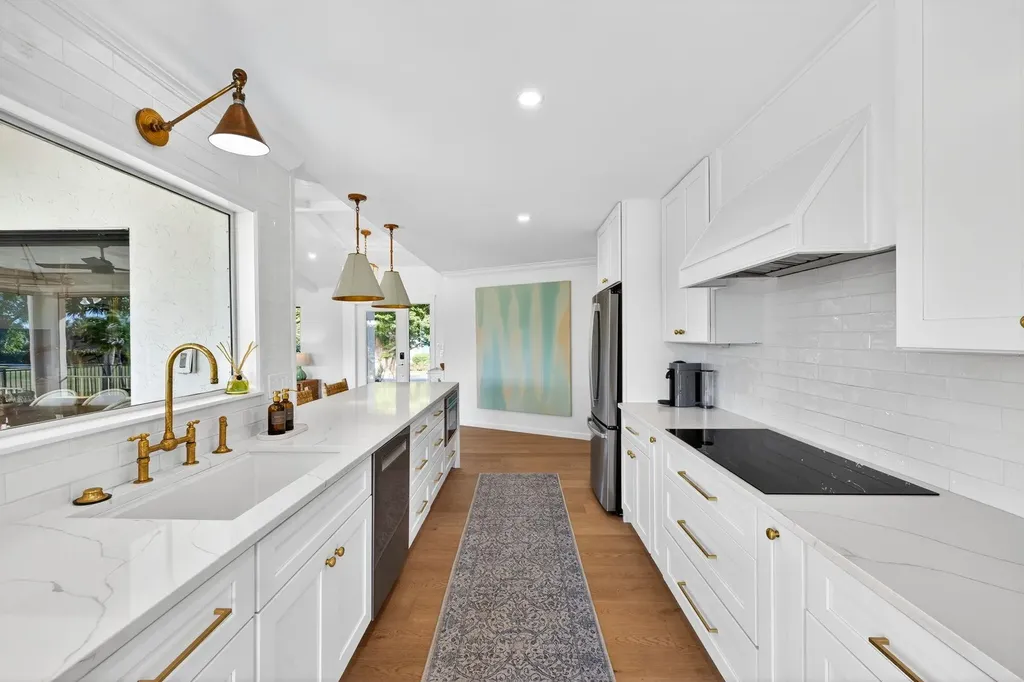 1304 Par View Drive Sanibel FL 33957