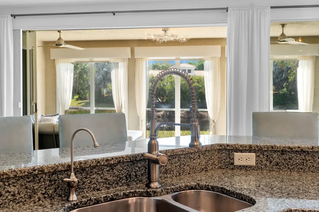 24371 Sandpiper Isle Way Bonita Springs FL 34134