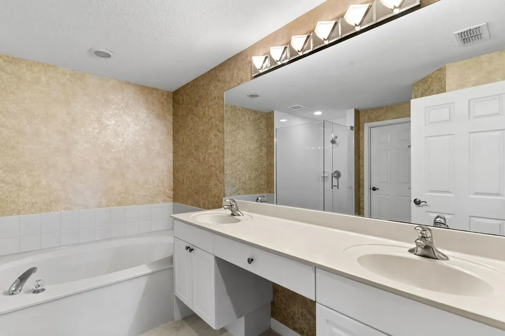 24371 Sandpiper Isle Way Bonita Springs FL 34134