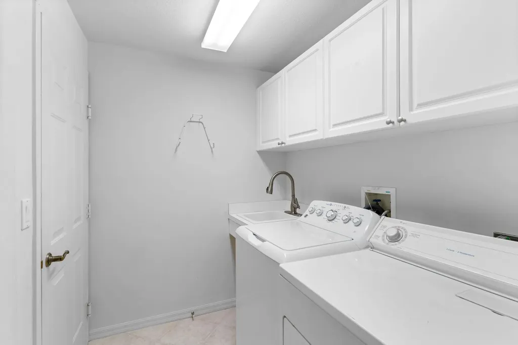 24371 Sandpiper Isle Way Bonita Springs FL 34134