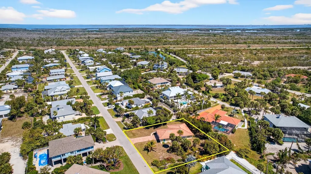 1314 Tahiti Drive Sanibel FL 33957