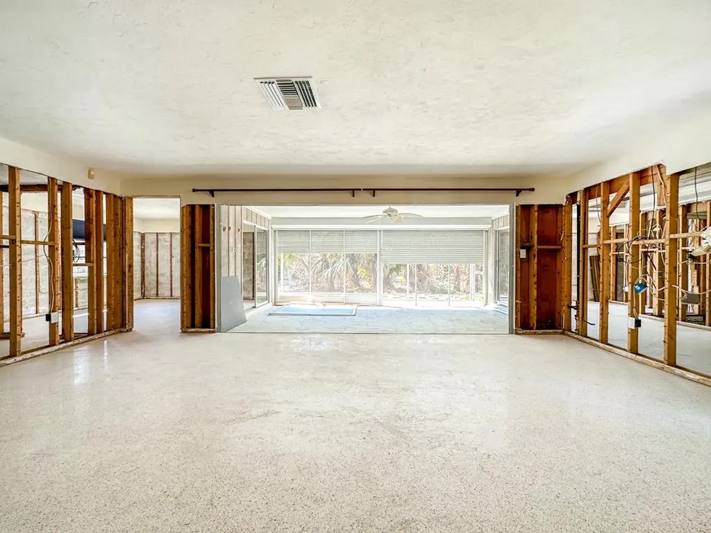 1314 Tahiti Drive Sanibel FL 33957