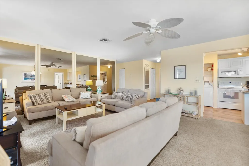 5117 Sea Bell Road Sanibel FL 33957