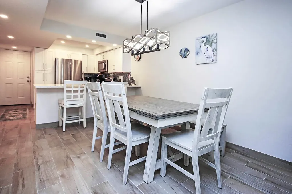 1246 Fulgur Street Sanibel FL 33957