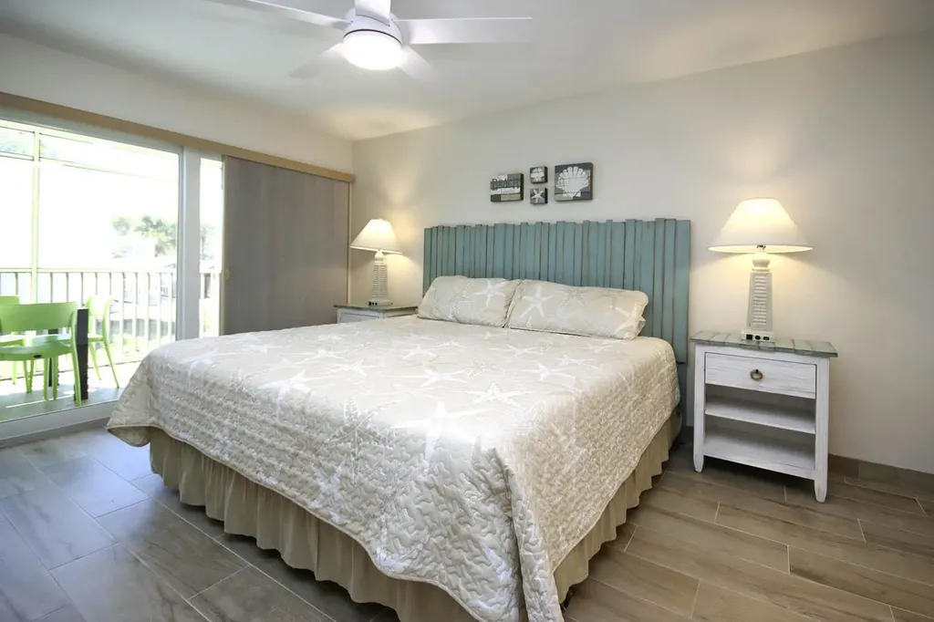 1246 Fulgur Street Sanibel FL 33957