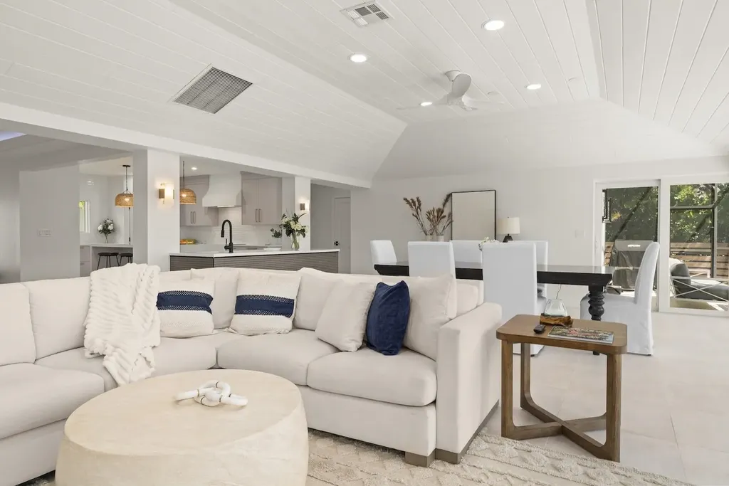 1146 Golden Olive Court Sanibel FL 33957
