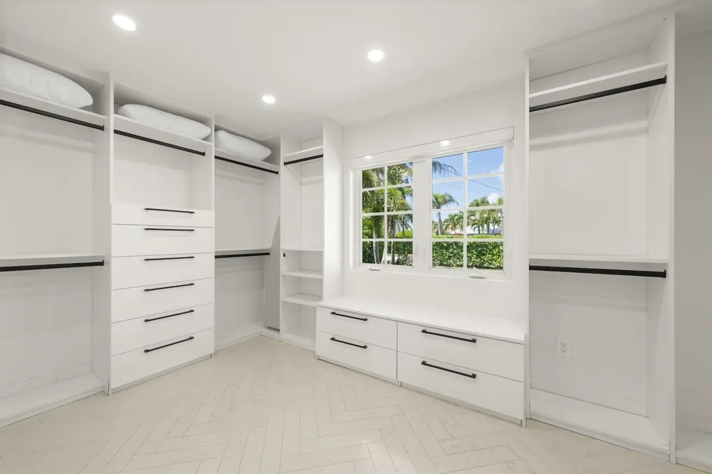 1146 Golden Olive Court Sanibel FL 33957