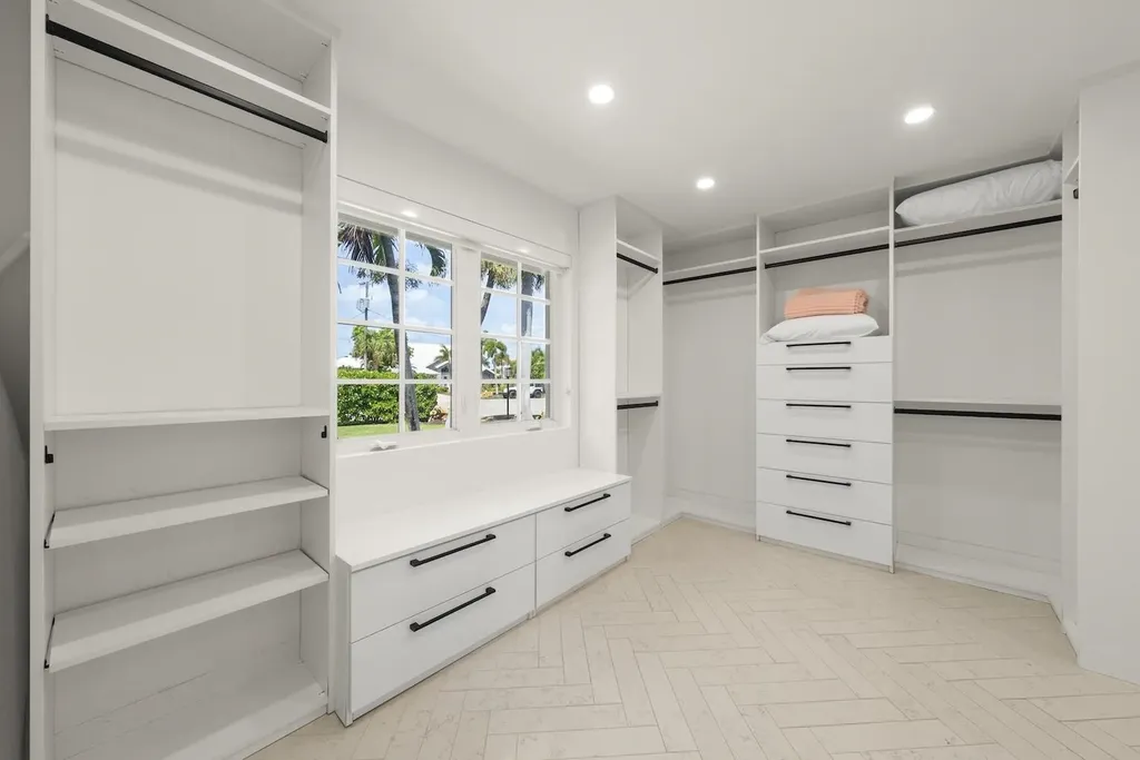 1146 Golden Olive Court Sanibel FL 33957