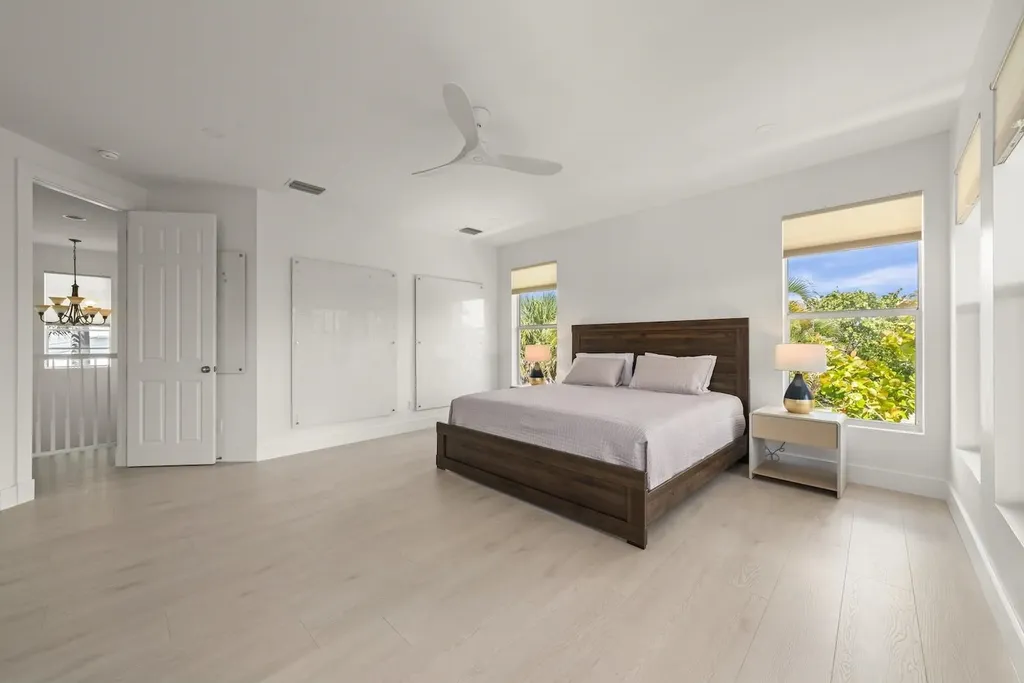 1146 Golden Olive Court Sanibel FL 33957