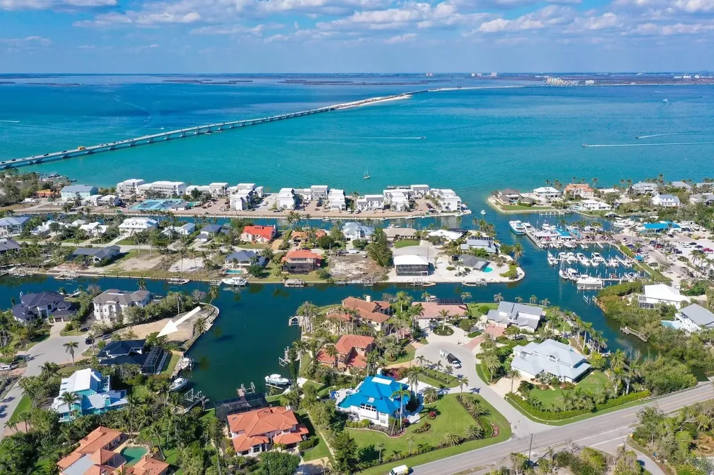 1146 Golden Olive Court Sanibel FL 33957