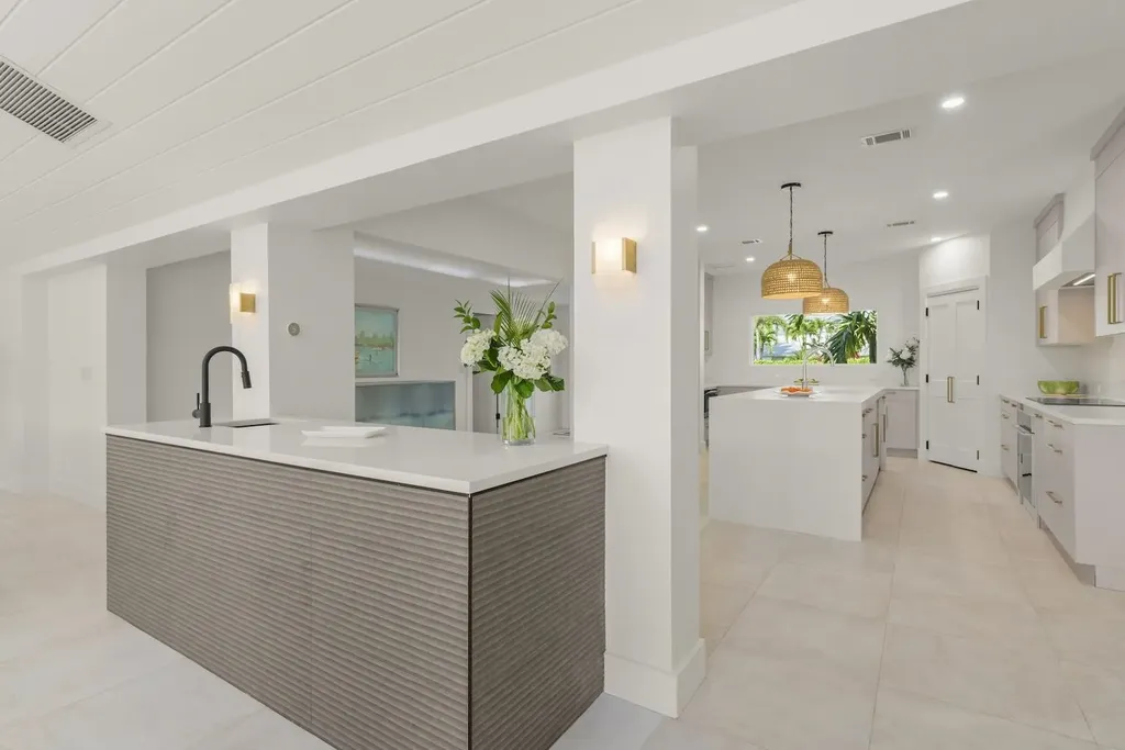 1146 Golden Olive Court Sanibel FL 33957