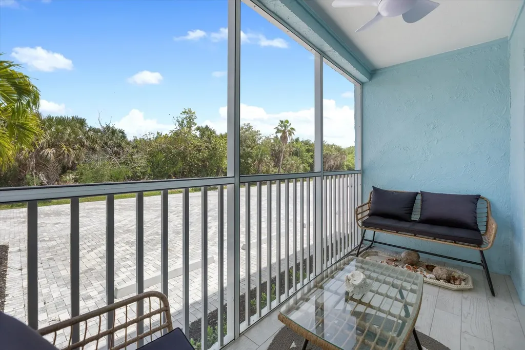 2840 W Gulf Drive Sanibel FL 33957