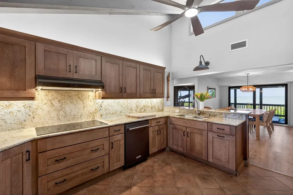 3777 W Gulf Drive Sanibel FL 33957