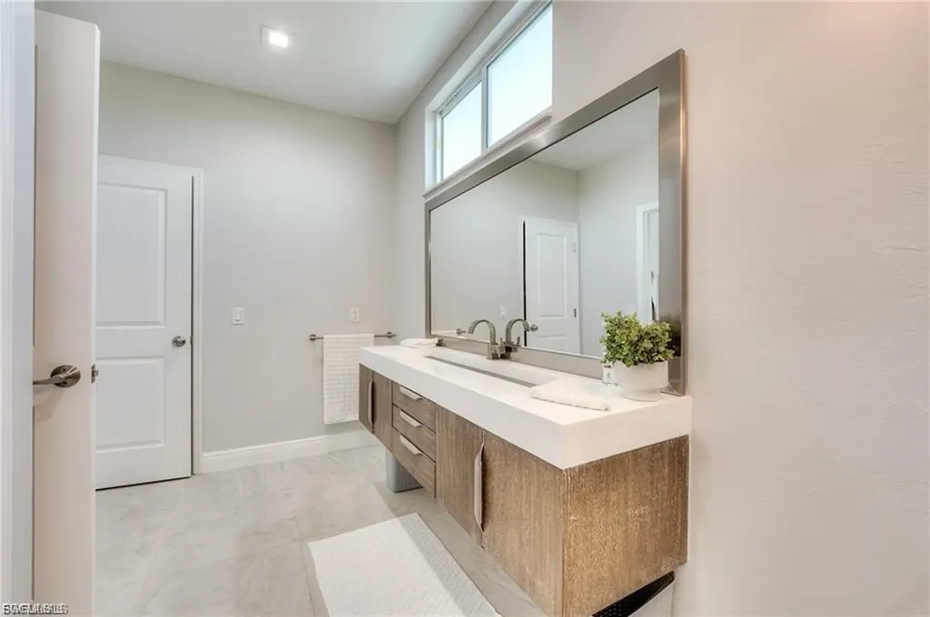 785 Rabbit Road Sanibel FL 33957