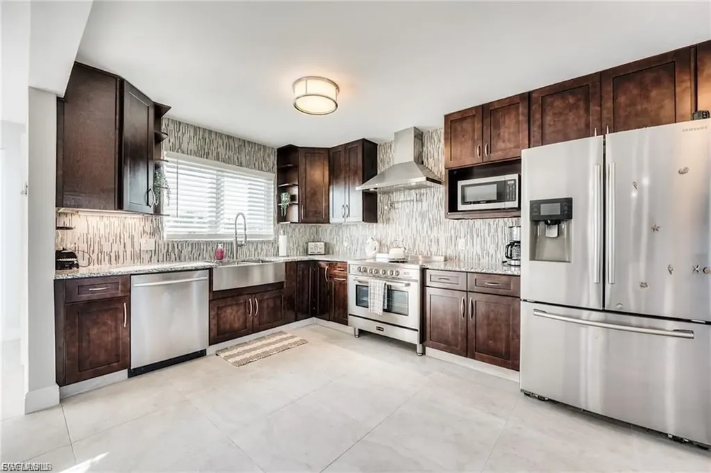 785 Rabbit Road Sanibel FL 33957