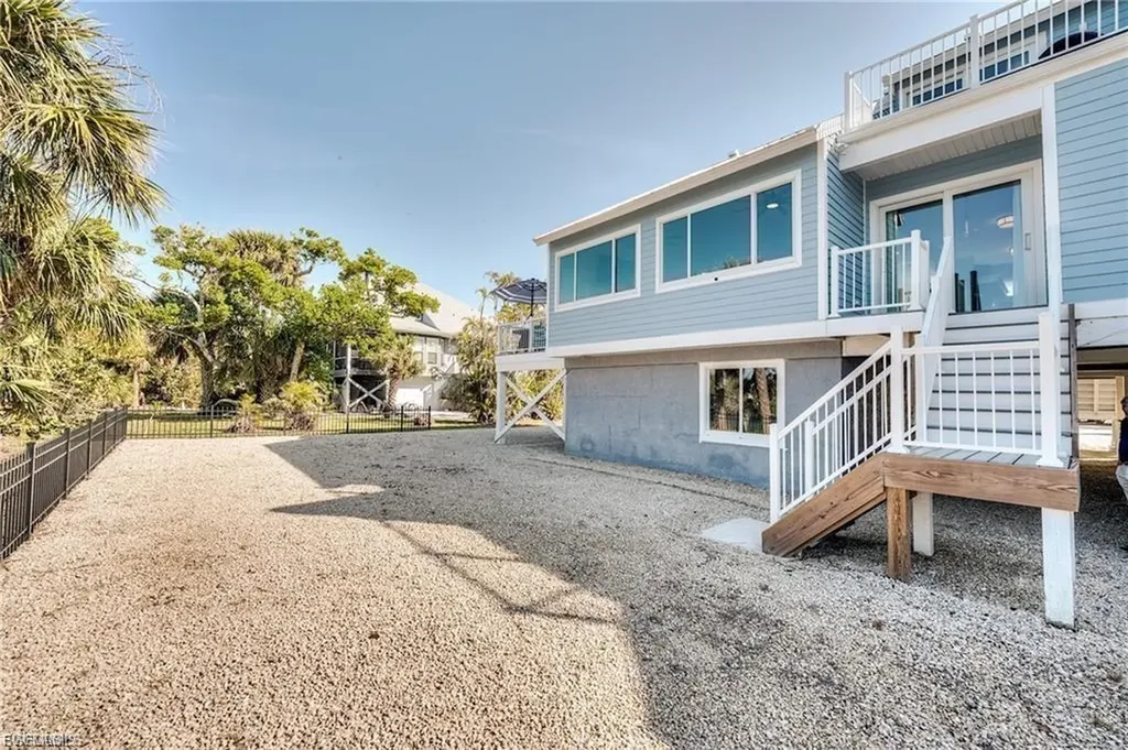 785 Rabbit Road Sanibel FL 33957