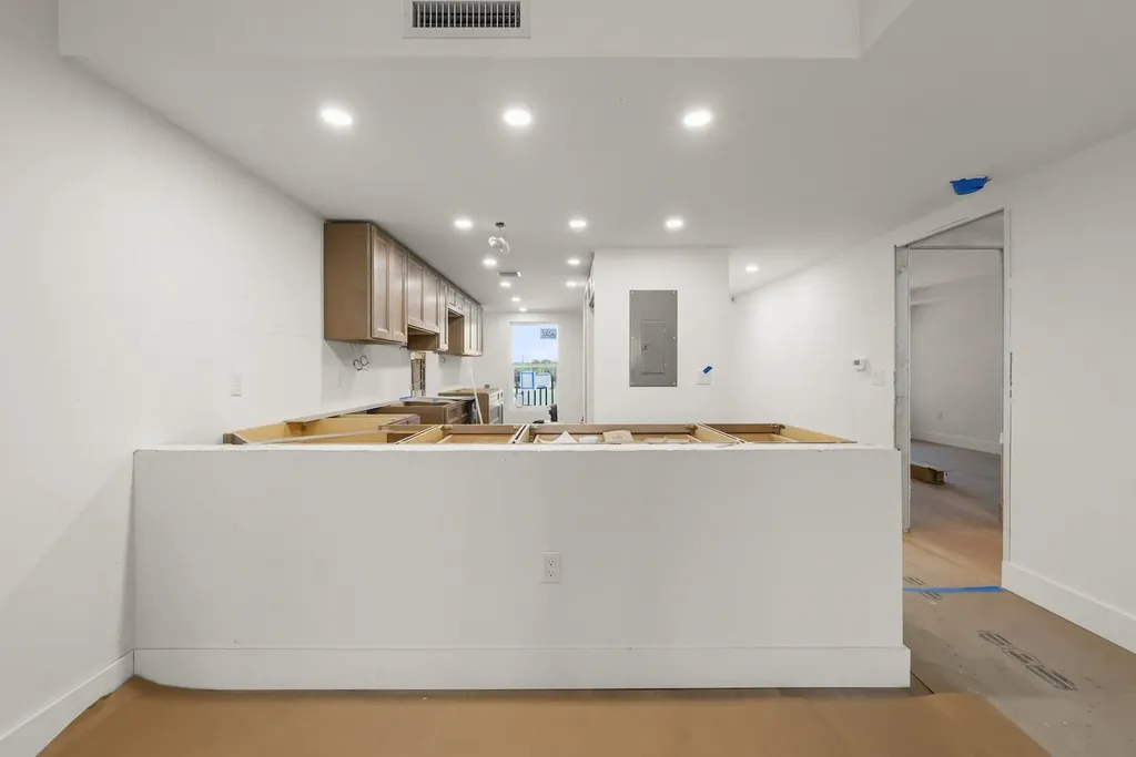 3013 West Gulf Drive Sanibel FL 33957-4207