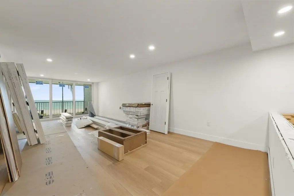 3013 West Gulf Drive Sanibel FL 33957-4207