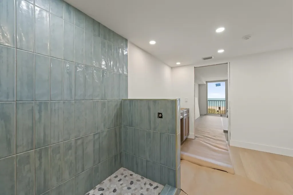 3013 West Gulf Drive Sanibel FL 33957-4207