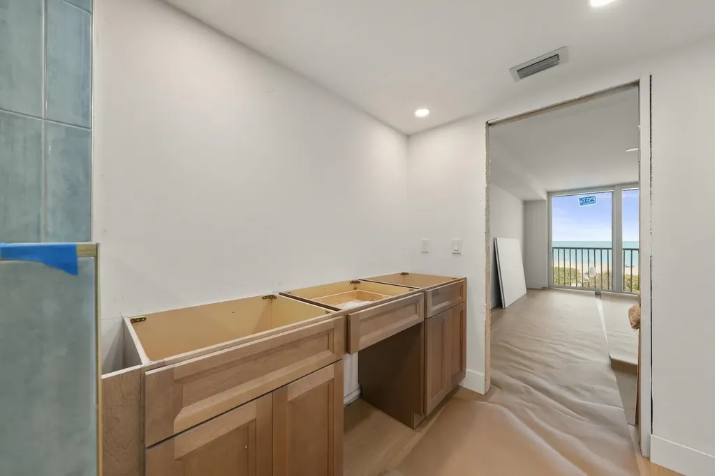 3013 West Gulf Drive Sanibel FL 33957-4207