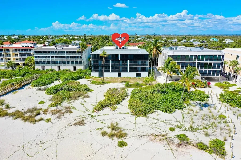 3013 West Gulf Drive Sanibel FL 33957-4207